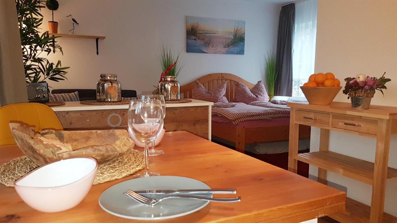 Thiedes Hus Lejlighed Heiligenhafen Eksteriør billede