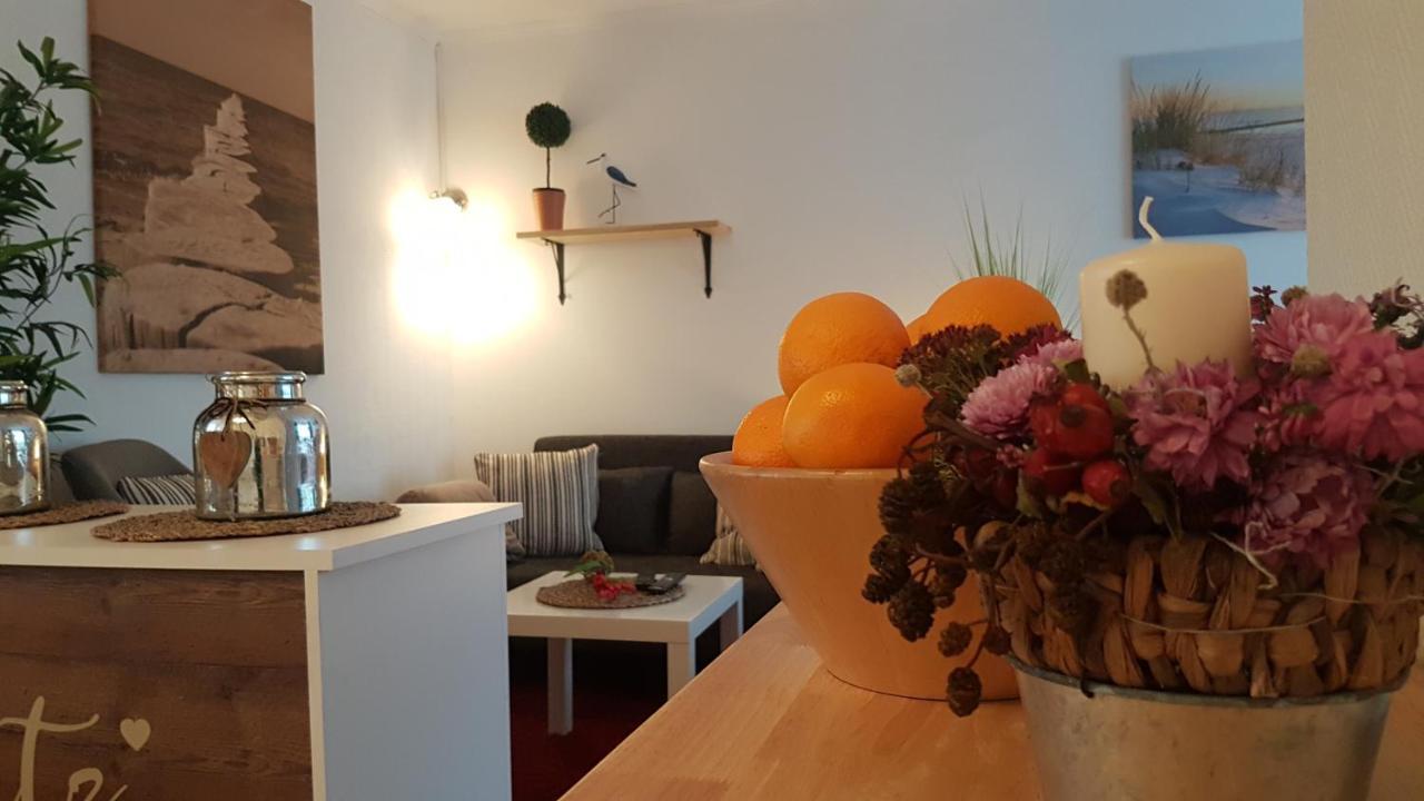 Thiedes Hus Lejlighed Heiligenhafen Eksteriør billede